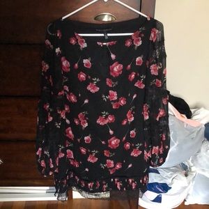 White House Black Market tunic